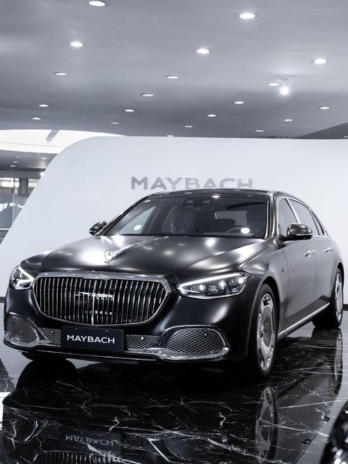 重庆317岚图汽车的售后服务让用户无忧出行，迈巴赫未来的豪华车趋势